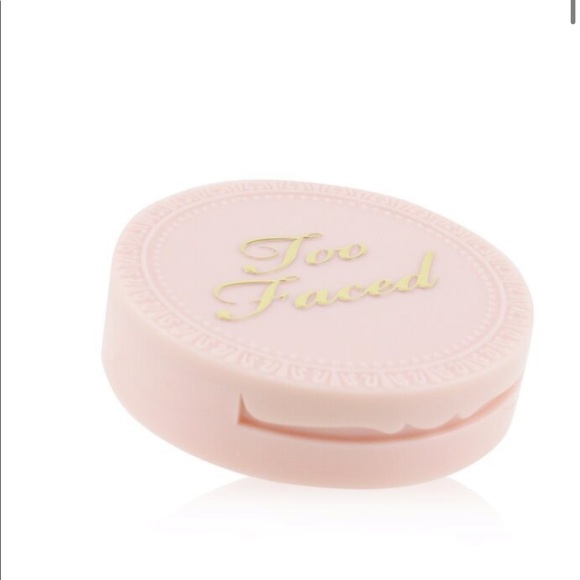 Too faced Primed Poreless - Picture 2 of 3